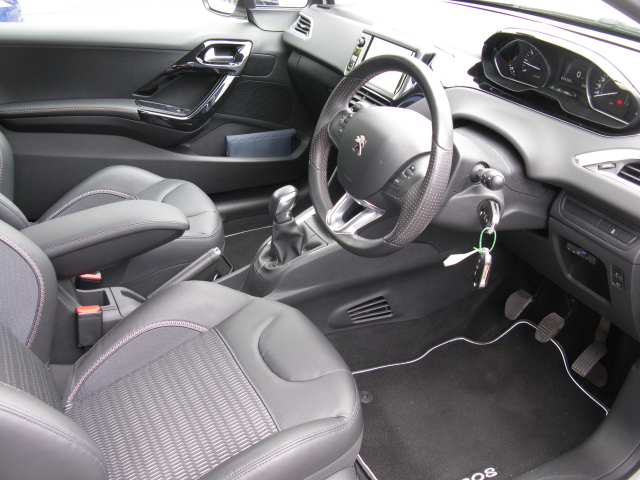 認定中古車速報！