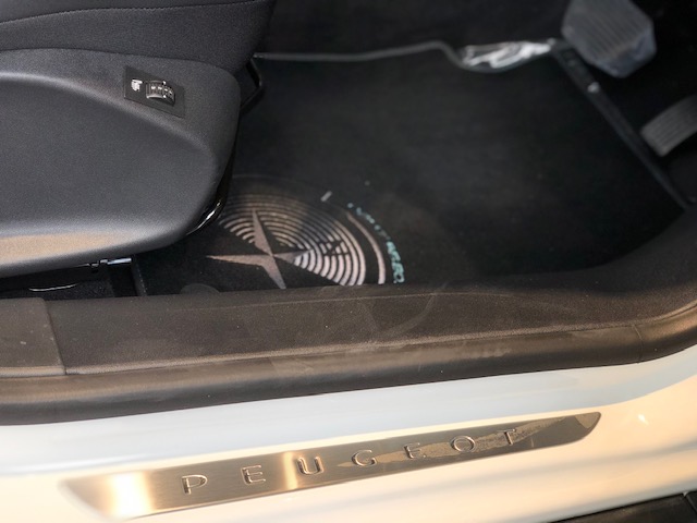 展示車のご紹介♪２