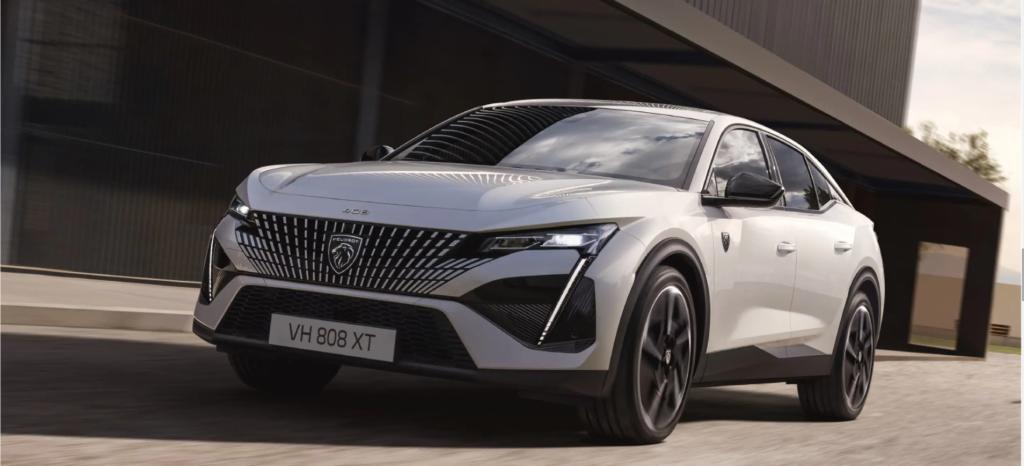 NEW PEUGEOT 408 HYBRIDデビュー✨