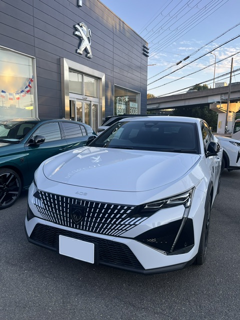 PEUGEOTの洗練されたデザインをご紹介✨